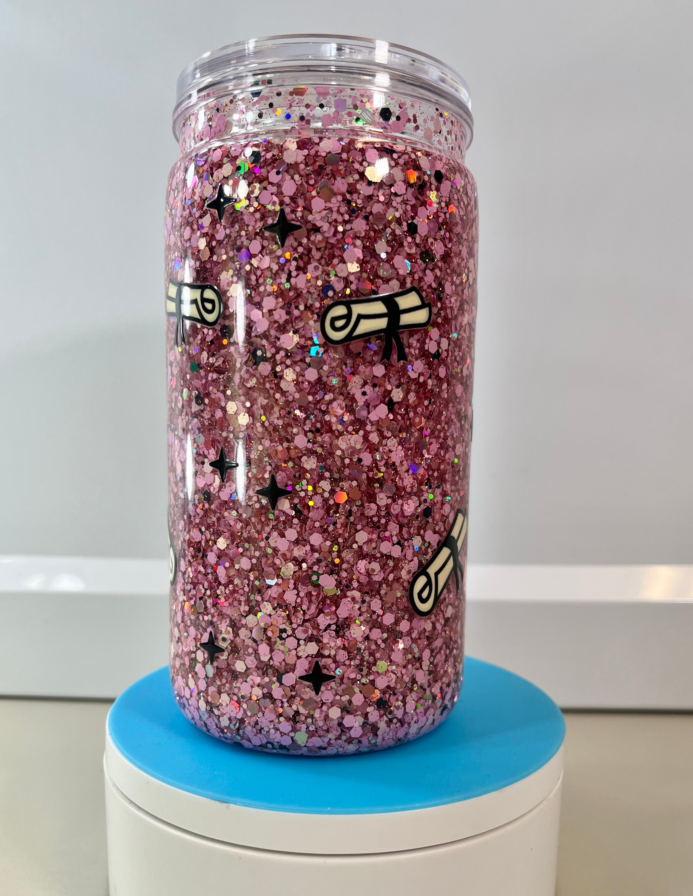Hello Kitty Senior Graduate Glitter Snowglobe Tumbler Cup (16oz)